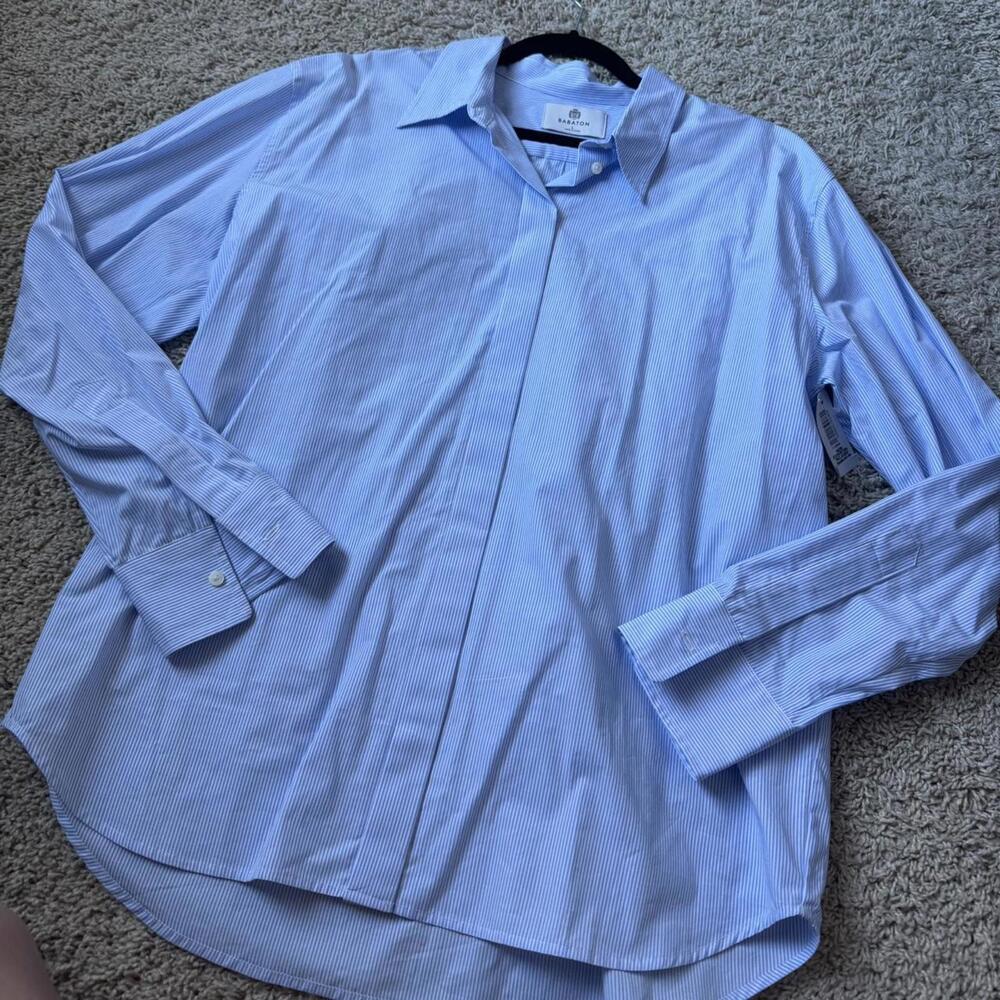 Aritzia Women's Relaxed Button Up